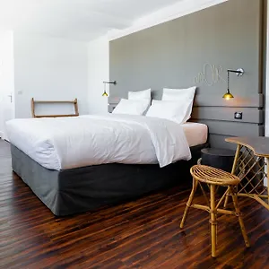 https://bateau-libre-hotel.inbrittany.com